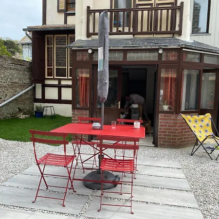 Charme Dans Villa, Cœur D’etretat, 200 M De La Appartement *